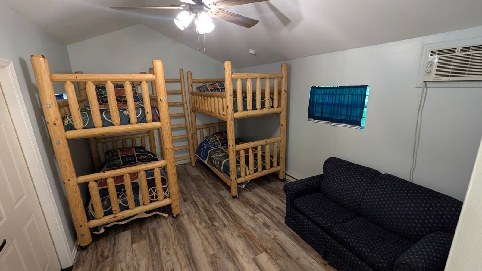 Braddock's Bunk Room, view 5