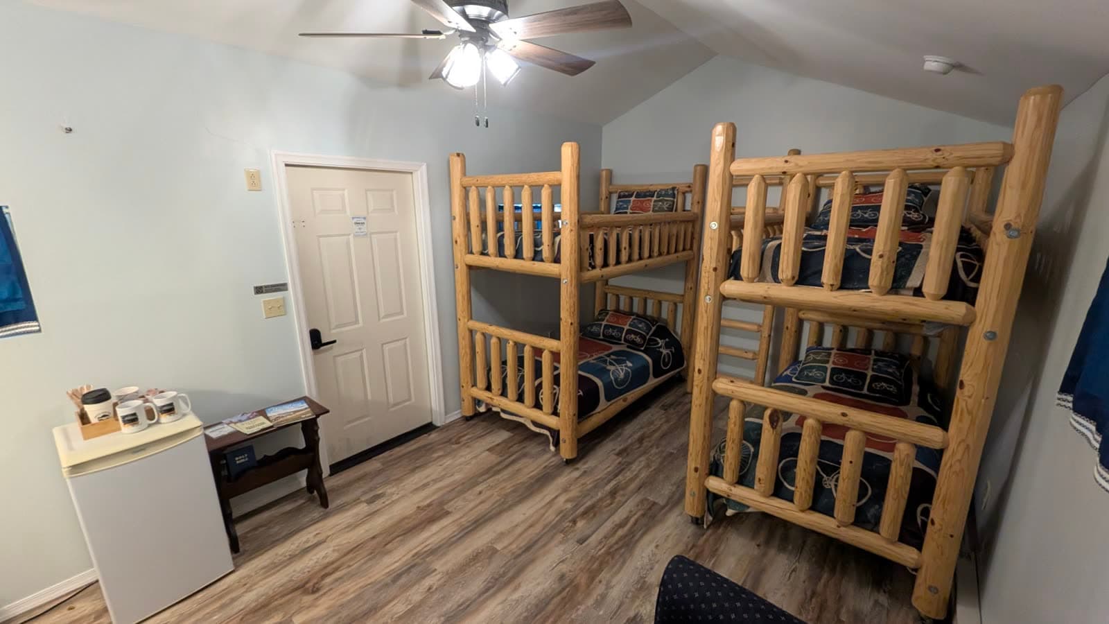 Braddock's Bunk Room, view 6