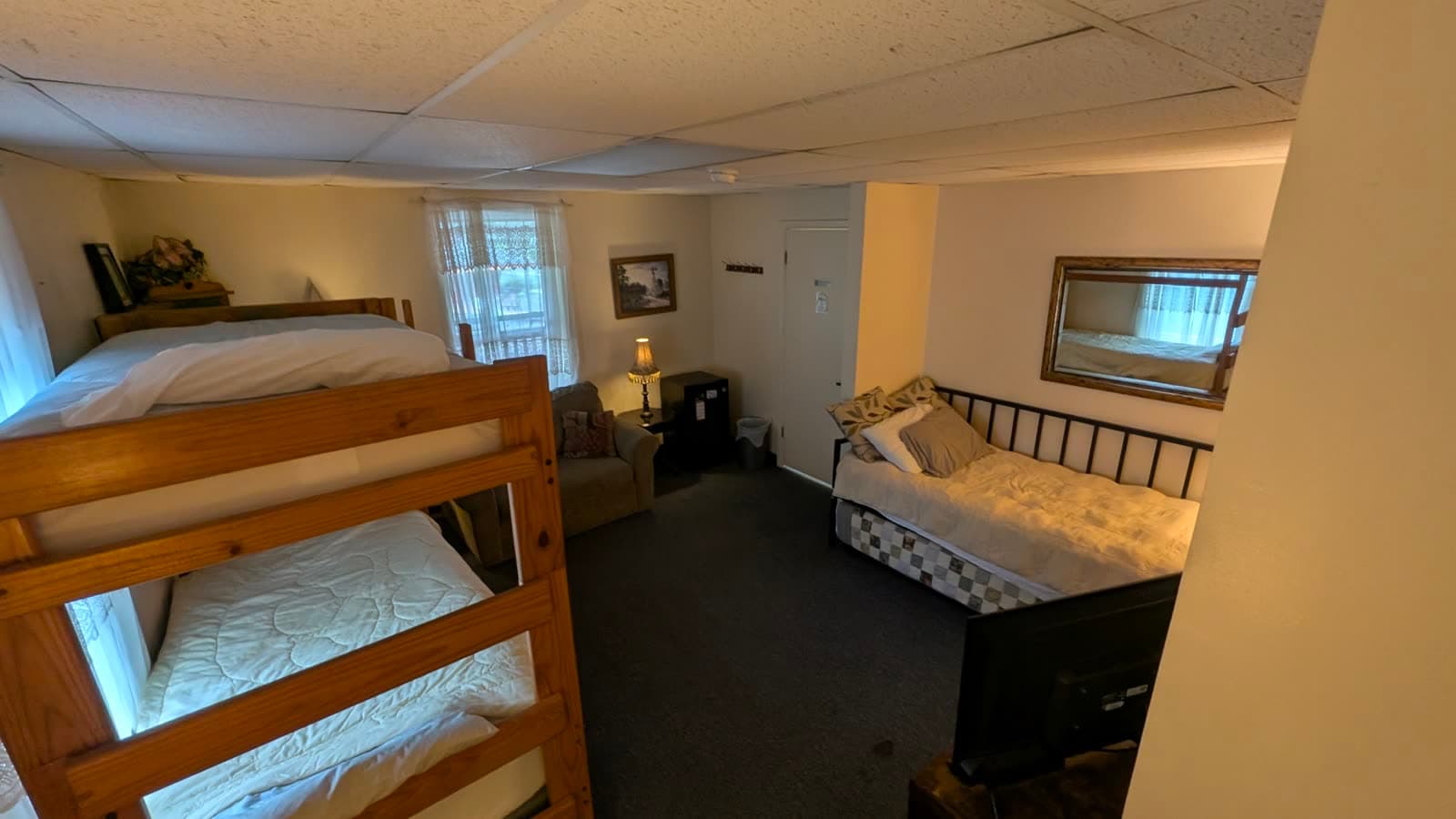 Railrider Retreat Suite, view 3